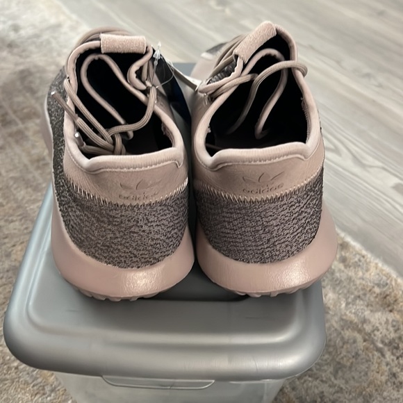 Mens adidas tubular shadow 2018. New with tags. - Picture 4 of 9